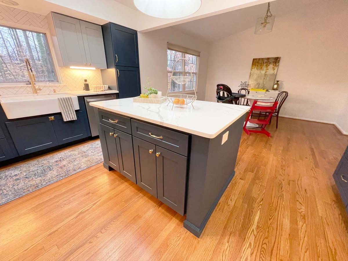 Anchor Remodel kitchen centerpiece island in Springfield, VA with modern styling.